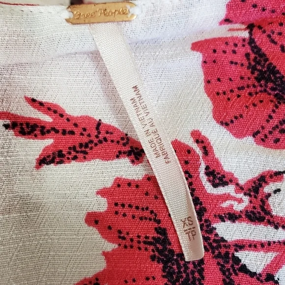 Free People "French Quarter" Red Floral Ruffle Mini Wrap Dress Size XS - Picture 11 of 15